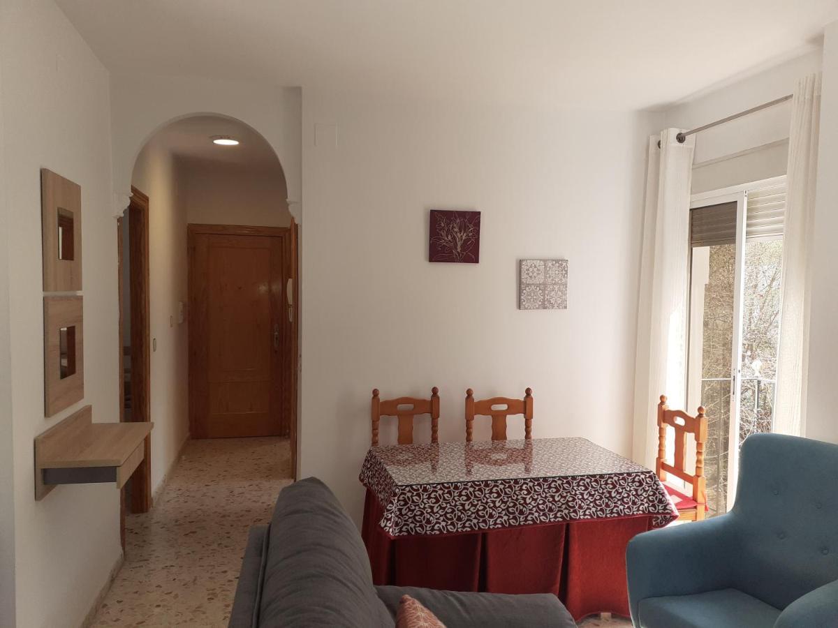 Apartamentos Pinos Genil Zewnętrze zdjęcie